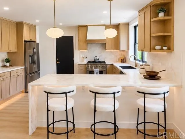 https://cdn.realtyfeed.com/cdn/127/306775108/21bab9cc4c13559287d8bc76860d06f7.webp