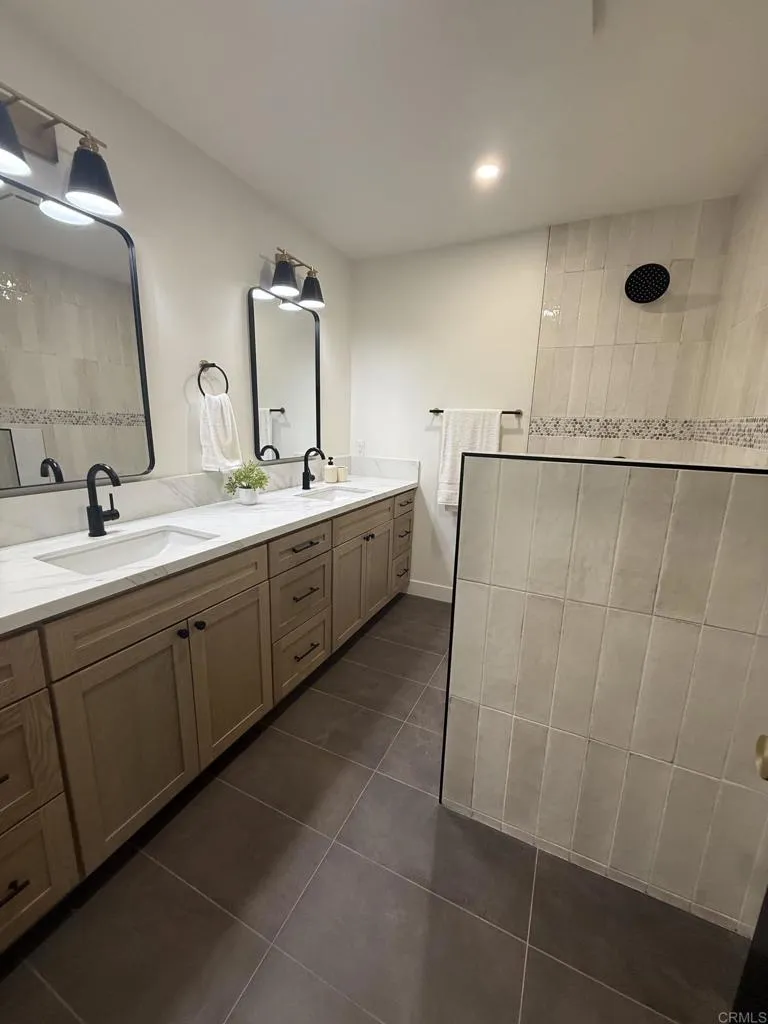 https://cdn.realtyfeed.com/cdn/127/306775108/568682f38aab73f78ff7c7c7344d9c0f.webp