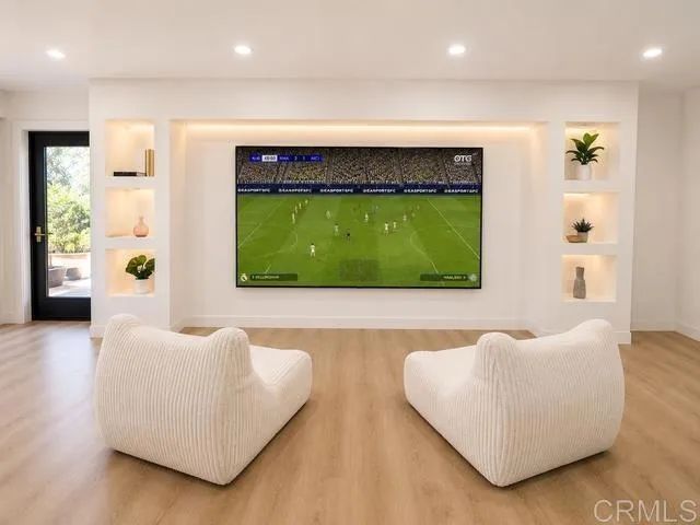 https://cdn.realtyfeed.com/cdn/127/306775108/722ce4d10dfd8076ce08481f30390c89.webp