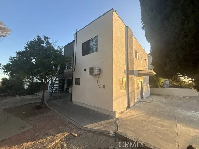 5210 Oakland, Los Angeles, CA 90032 - Photo 5 of 8, Los Angeles, CA