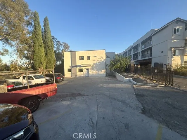 5210 Oakland, Los Angeles, CA 90032 - Photo 2 of 8, Los Angeles, CA