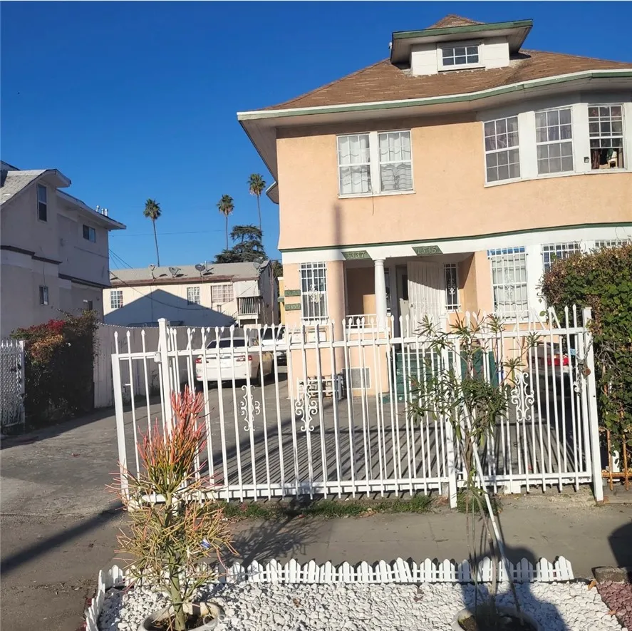 1335-1337 E Adams, Los Angeles, CA 90011 - Photo 2 of 16, Los Angeles, CA