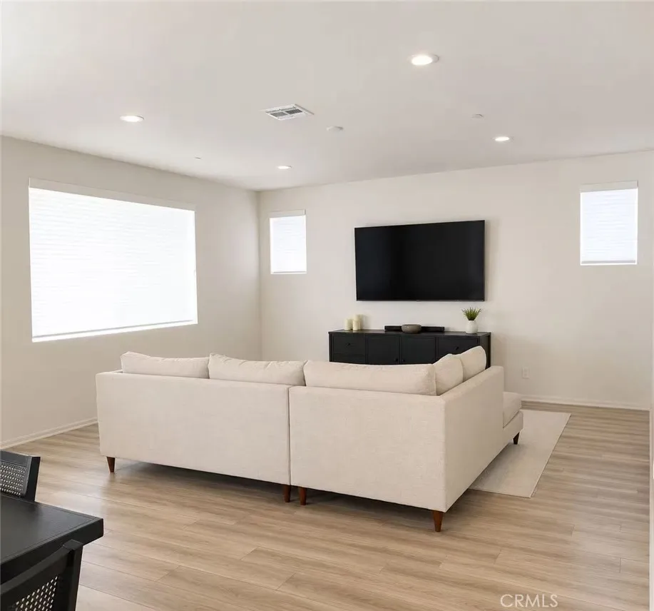 32904 Earlsburn, Menifee, CA 92584 - Photo 4 of 15, Menifee, CA