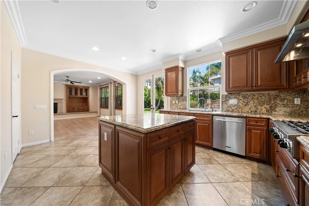 29 Antique Rose, Irvine, CA 92620 - Main photo, Irvine, CA