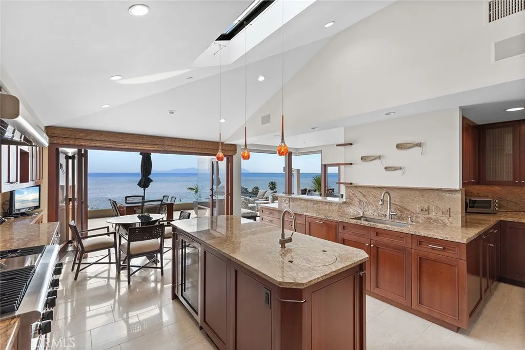 1119 Emerald Bay, Laguna Beach, CA 92651 - Photo 4 of 68, Laguna Beach, CA
