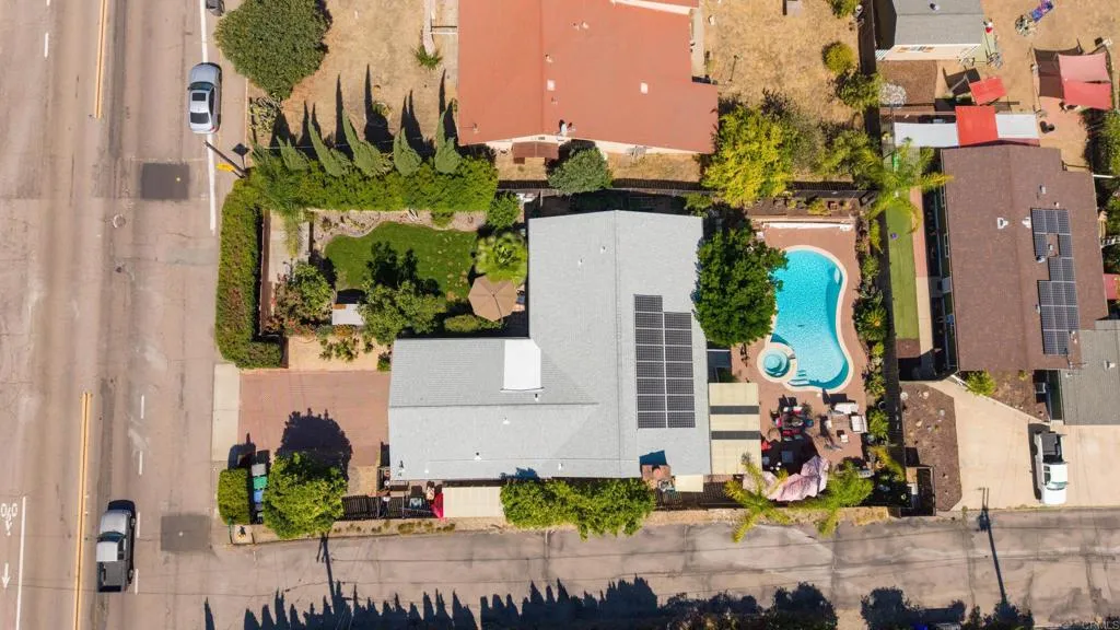 https://cdn.realtyfeed.com/cdn/127/306775224/37e64e9656800d85656e1fe2f4a0ae0a.webp