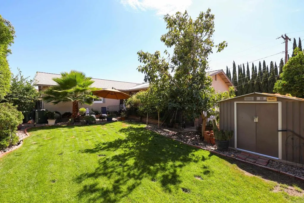 https://cdn.realtyfeed.com/cdn/127/306775224/ff72be760a909d899707dabd368216a7.webp