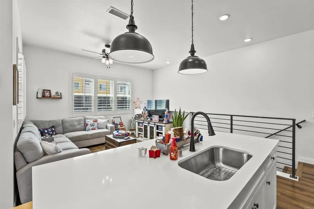 Photo #8: PTP2605553 Listing: Photo #8
