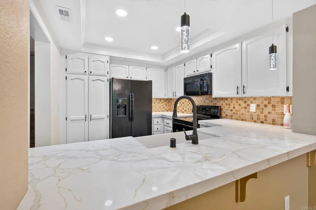 Photo #1: PTP2605555 Listing: Photo #1