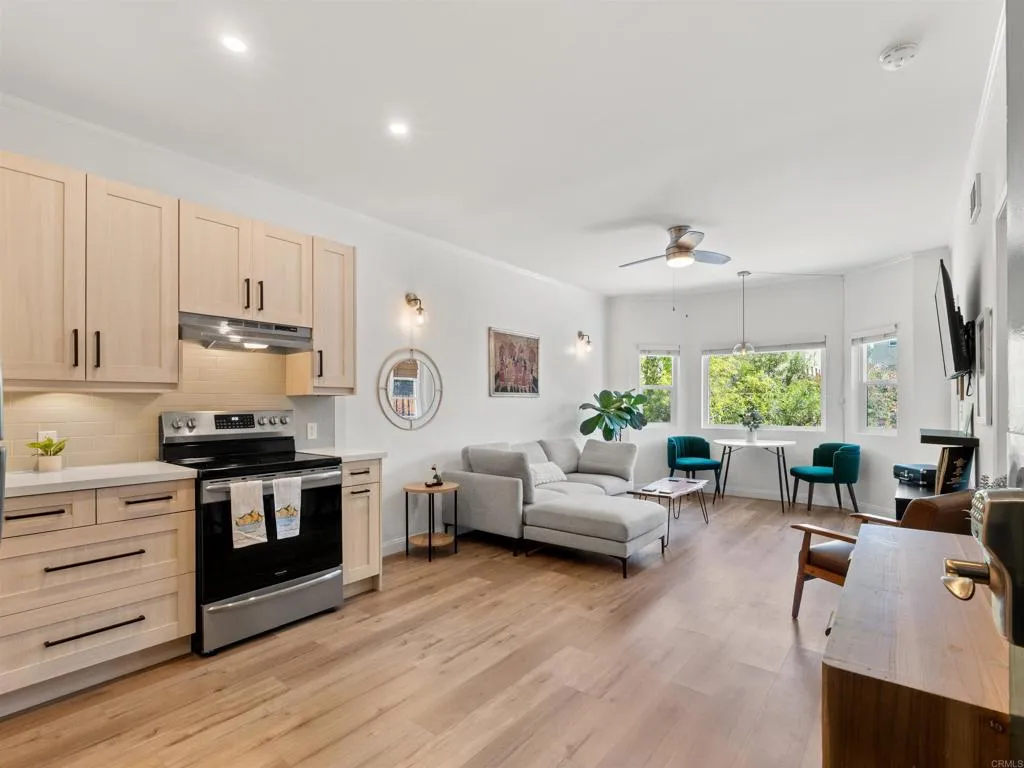 https://cdn.realtyfeed.com/cdn/127/306775254/1270199e8f76776fe2ce18370cbceddf.webp