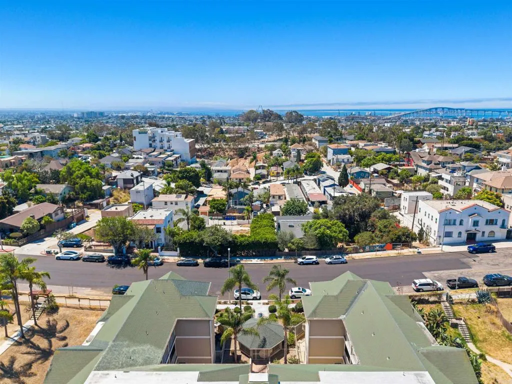https://cdn.realtyfeed.com/cdn/127/306775254/3fa656324fb382821f2d6e727e5b1f0f.webp