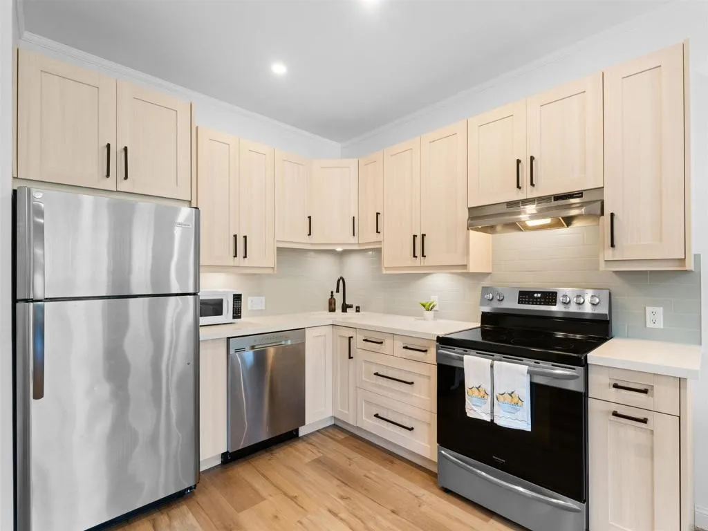 https://cdn.realtyfeed.com/cdn/127/306775254/64babccb5e7c9e42a0bdb8a7368d9f5f.webp