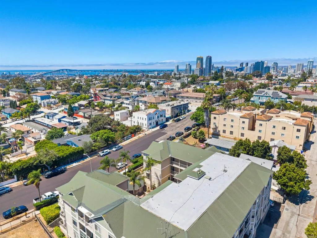 https://cdn.realtyfeed.com/cdn/127/306775254/7007d3ac2b363626fee1237e06f3b45b.webp