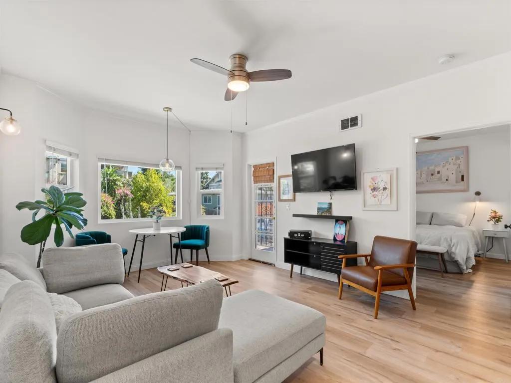 https://cdn.realtyfeed.com/cdn/127/306775254/ae7a7e8de6b2854ad3f315cf53152745.webp
