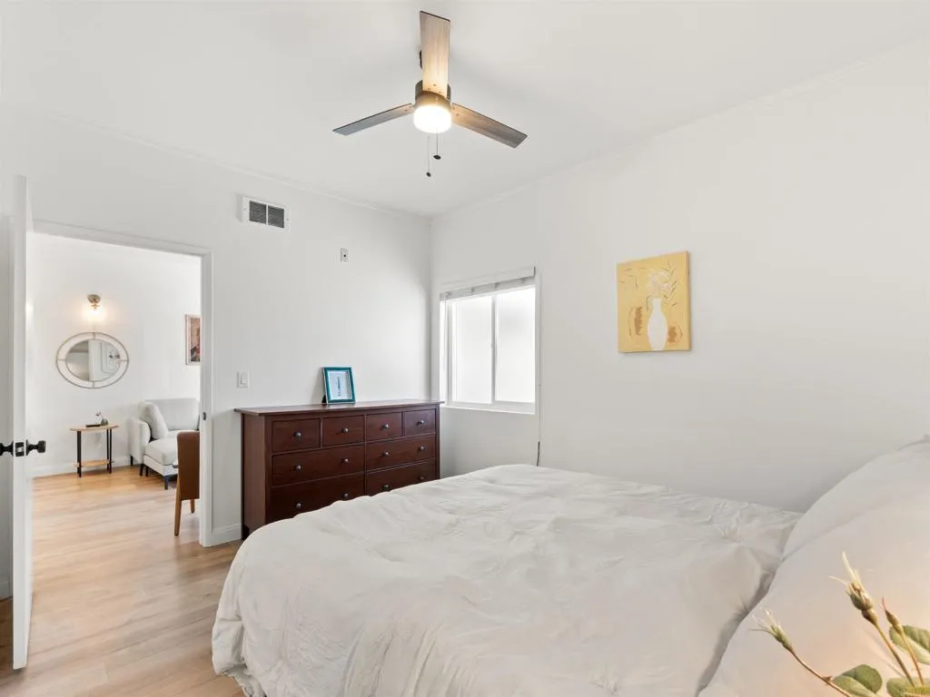 https://cdn.realtyfeed.com/cdn/127/306775254/fce7c35a3c96d03be89513acaee0f9b0.webp