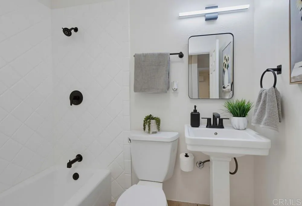https://cdn.realtyfeed.com/cdn/127/306775256/ced6b6e661eda651ffa12f9aa0a899f2.webp