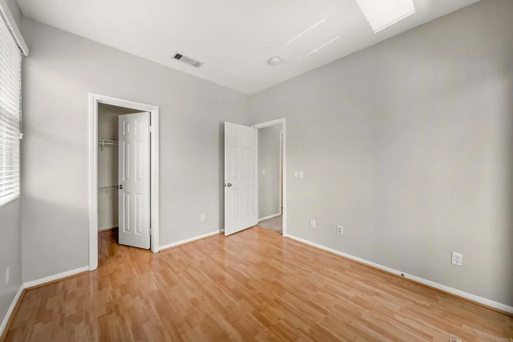 https://cdn.realtyfeed.com/cdn/127/306775269/45fb8117fe4d0822d38cb6458d876c96.webp