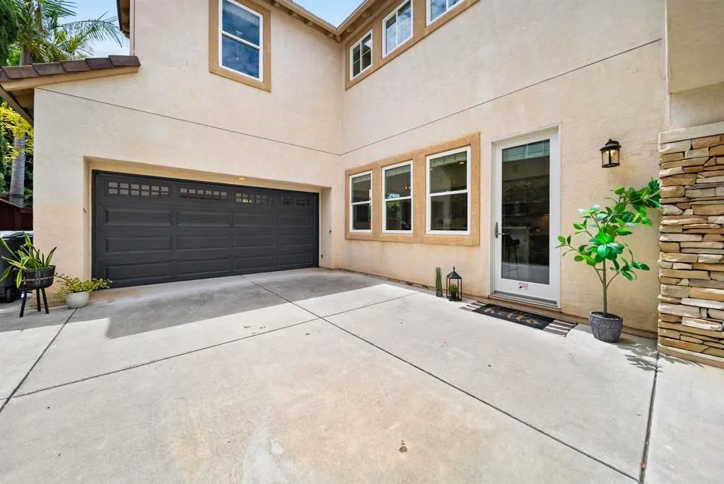 https://cdn.realtyfeed.com/cdn/127/306775269/703605bcf380ccb1a3b4c7df9f2399ad.webp