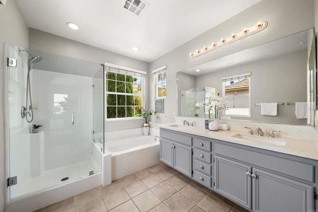 https://cdn.realtyfeed.com/cdn/127/306775269/e02223e68e0219b4fb1c3d9f00a37efa.webp