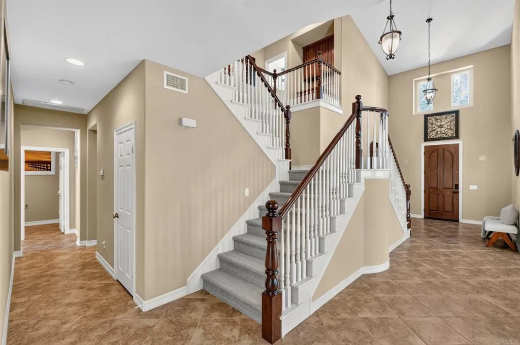 https://cdn.realtyfeed.com/cdn/127/306775270/3e2d1ac9d07103b651a0914a738aab5d.webp
