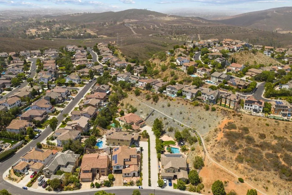 https://cdn.realtyfeed.com/cdn/127/306775270/496871bd84678d2d9c15f06c37b402ef.webp