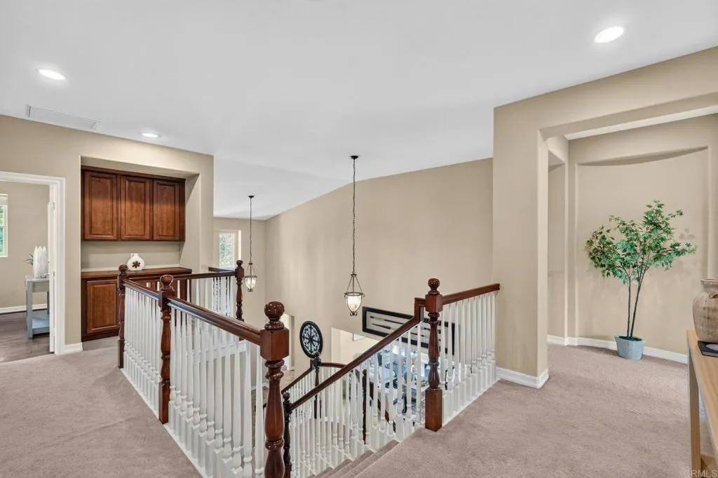 https://cdn.realtyfeed.com/cdn/127/306775270/7de06448836a0c66cc23d4d7ed1b3253.webp