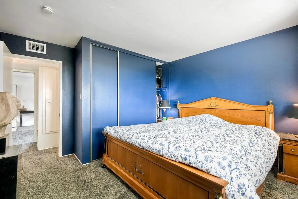 https://cdn.realtyfeed.com/cdn/127/306775271/955b0092fb930b5dd0b0f0d0b9a9c242.webp