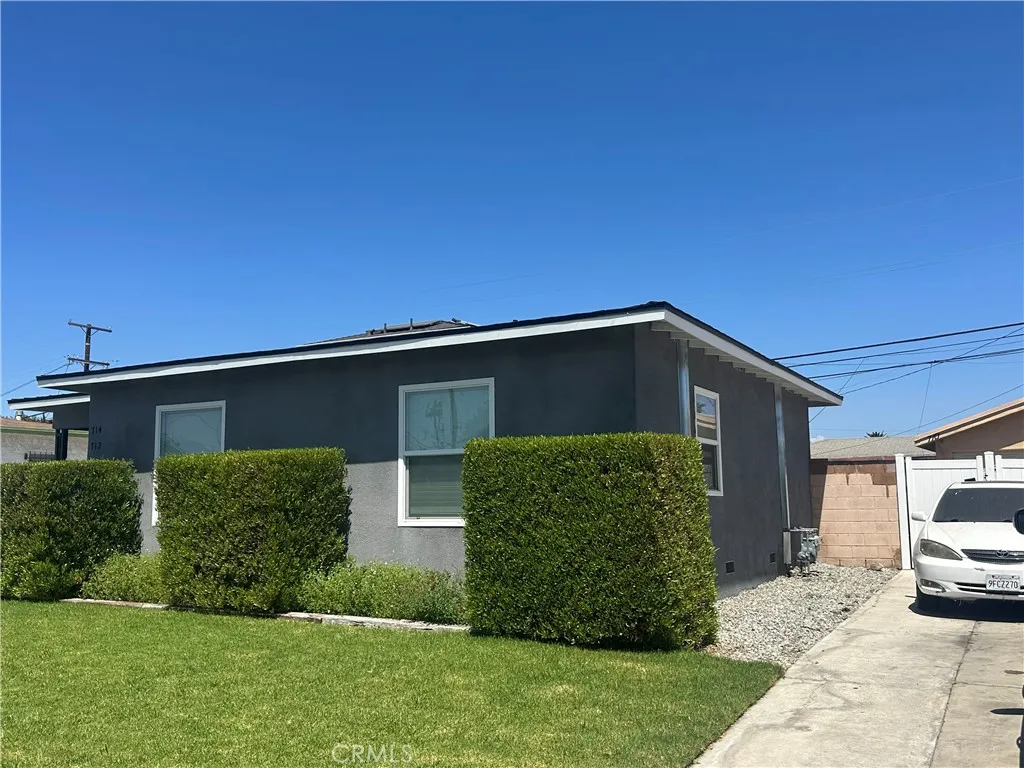 712 N Thorson, Compton, CA 90221 - Photo 3 of 8, Compton, CA