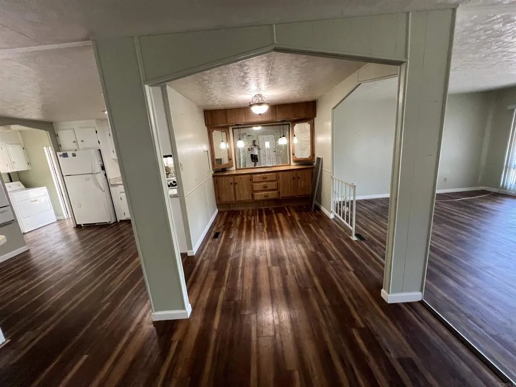 https://cdn.realtyfeed.com/cdn/127/306775316/b5d043900382c0929f91fd595e6e229a.webp