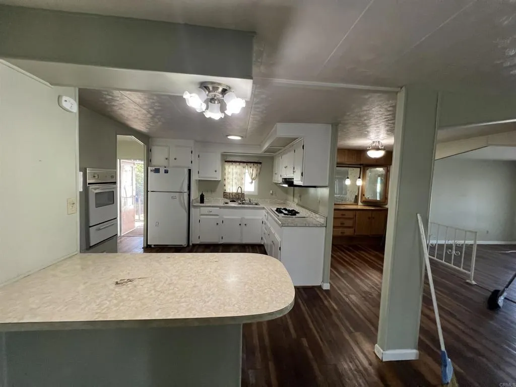 https://cdn.realtyfeed.com/cdn/127/306775316/fa282e3e813f606ffbd9cb3d8375da5a.webp