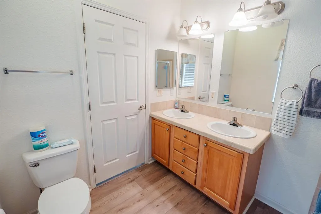https://cdn.realtyfeed.com/cdn/127/306775318/c8628dc826c57ab644b98377263951ee.webp