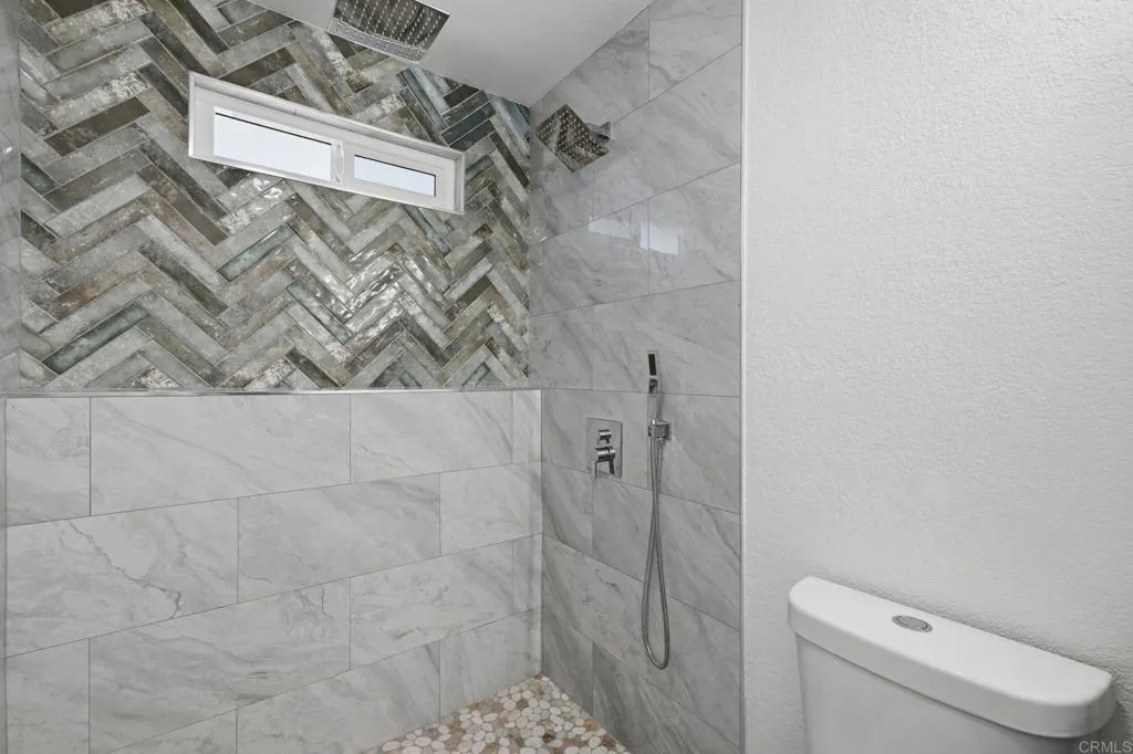 https://cdn.realtyfeed.com/cdn/127/306775349/8e4b427c2798550ca7bebd7862dd6dc0.webp