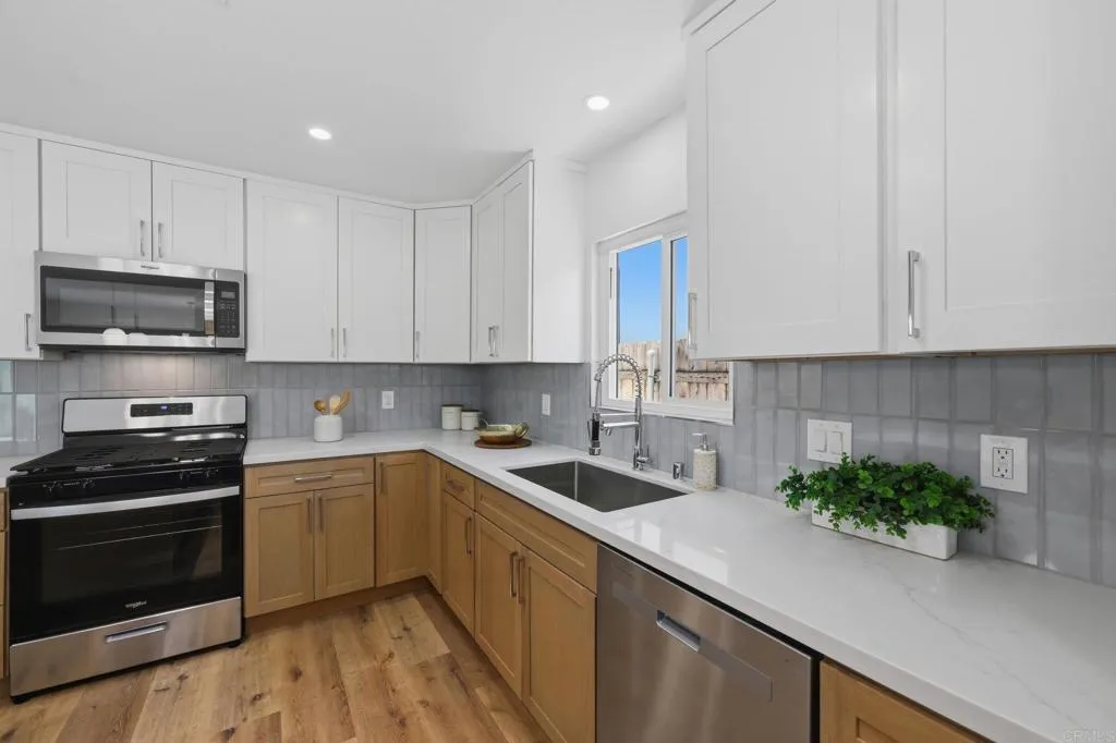 https://cdn.realtyfeed.com/cdn/127/306775349/cdd9ea2c1d744c2fccac559375bed45a.webp