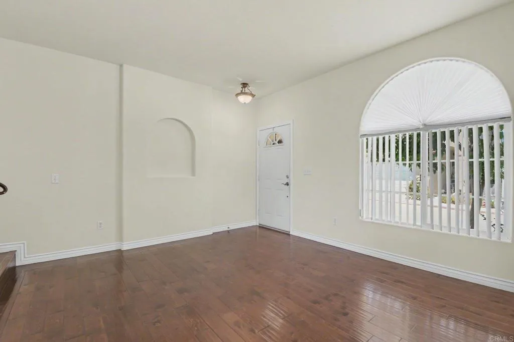 https://cdn.realtyfeed.com/cdn/127/306775362/27047af2480c012708268ab0c7f3c36c.webp