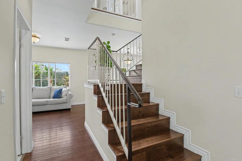 https://cdn.realtyfeed.com/cdn/127/306775362/27ab9ca399a9e88c4d5f1f54b5f1ffec.webp