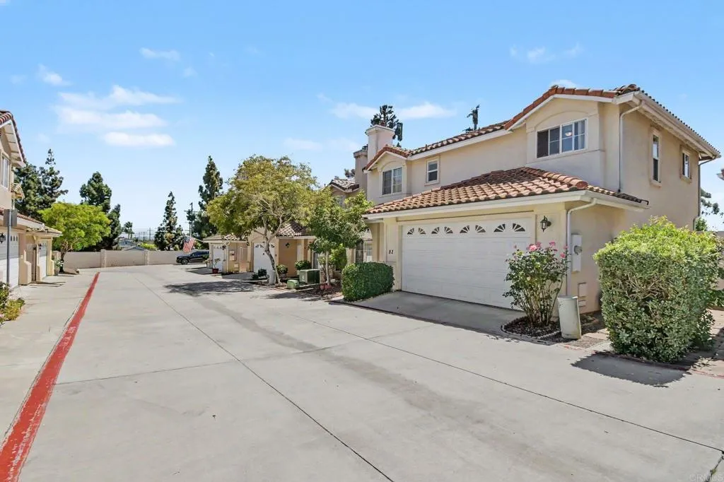 https://cdn.realtyfeed.com/cdn/127/306775362/43efe647a09606891579d69ba81302f8.webp