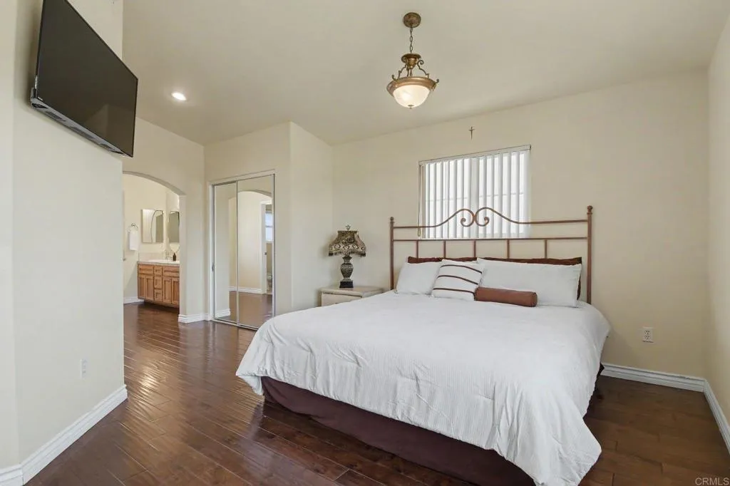 https://cdn.realtyfeed.com/cdn/127/306775362/7b06346bb7cd42a28f46f69f8576e4ca.webp