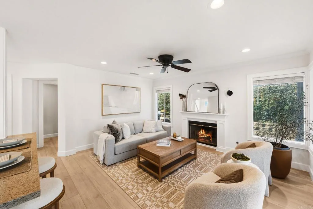 https://cdn.realtyfeed.com/cdn/127/306775367/85f9a069e2b0db20c523ce5feaa1af6d.webp
