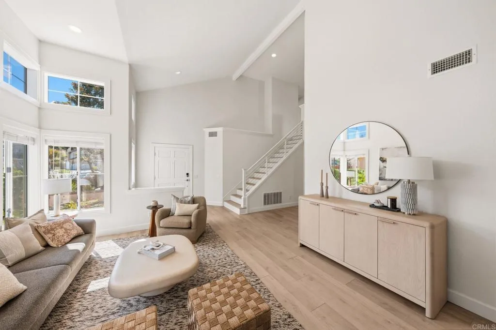https://cdn.realtyfeed.com/cdn/127/306775367/dbf4428e6cf23a828eef503b143b7d51.webp