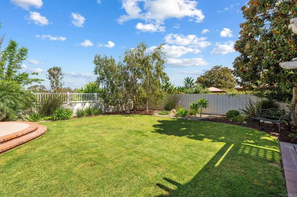 https://cdn.realtyfeed.com/cdn/127/306775367/e396a6c40eb9df2508b99651687b6cdb.webp
