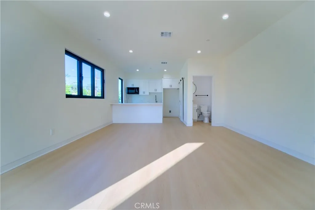 2676 Newell Street, Los Angeles, CA 90039 - Photo 4 of 21, Los Angeles, CA