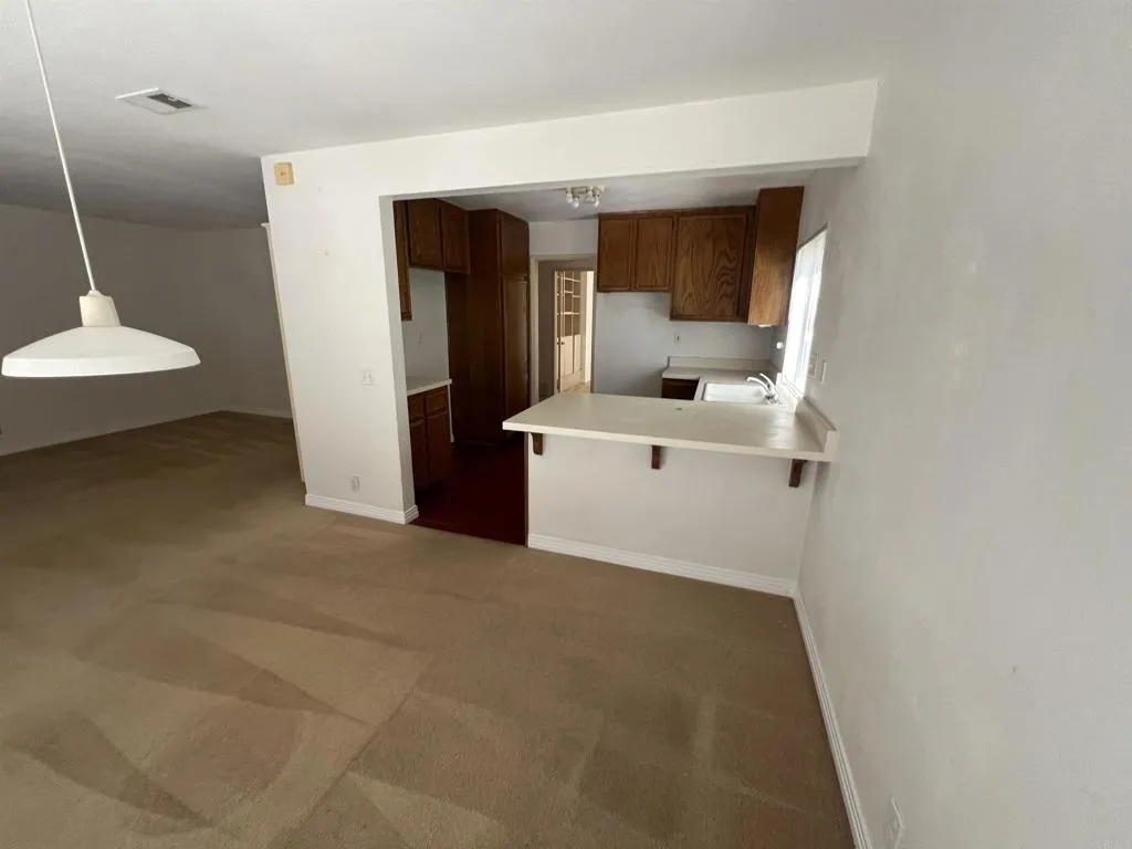 https://cdn.realtyfeed.com/cdn/127/306775440/6527ed144e5ae1ec2077643d789b18b1.webp