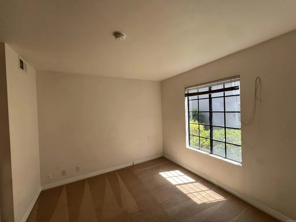 https://cdn.realtyfeed.com/cdn/127/306775440/a0afa8c3af678cf584ecfd16c3556ae3.webp