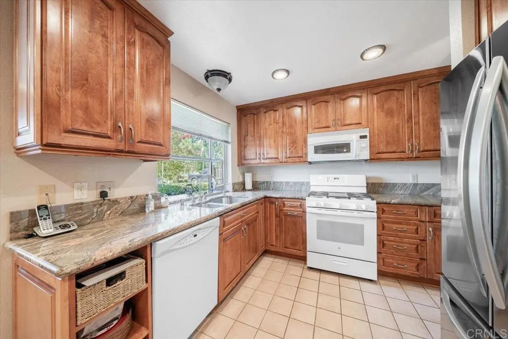 https://cdn.realtyfeed.com/cdn/127/306775453/218d97c36909292b7c316a32053632c7.webp