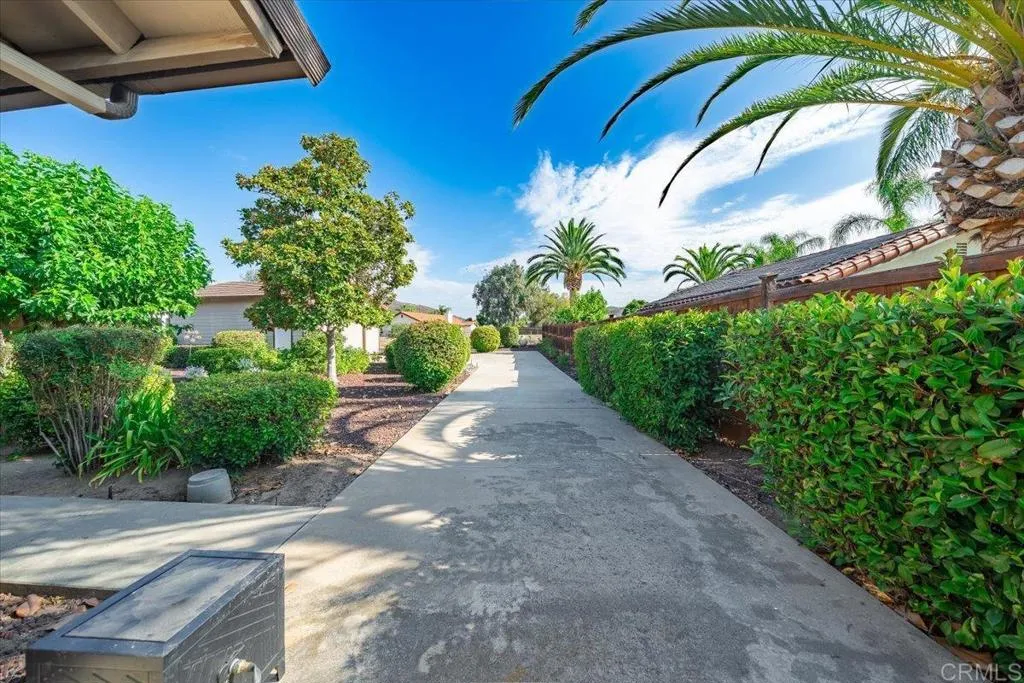 https://cdn.realtyfeed.com/cdn/127/306775453/466d171d46f7dfedd59598c6006fc0e5.webp