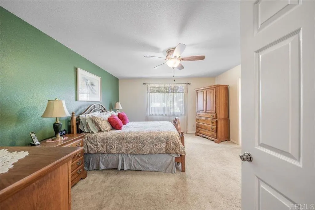 https://cdn.realtyfeed.com/cdn/127/306775453/c3ecd79ed00ac709421d44fd706765f6.webp
