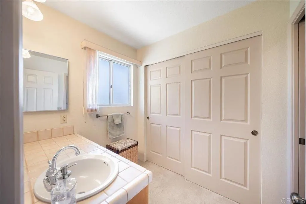 https://cdn.realtyfeed.com/cdn/127/306775453/cae1469492fa9f11e09fb9b94fe8975e.webp