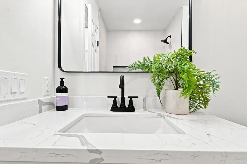 https://cdn.realtyfeed.com/cdn/127/306775454/df47b826ae27cc90b394a98e065788db.webp