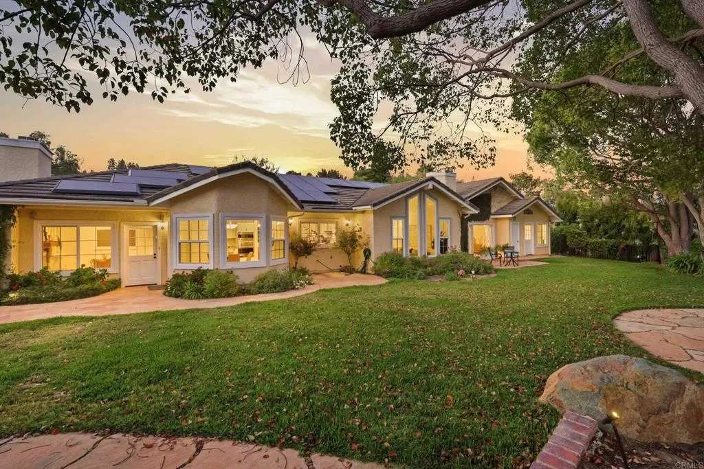 https://cdn.realtyfeed.com/cdn/127/306775455/07760a1d0dde2571e76cef042d090d43.webp