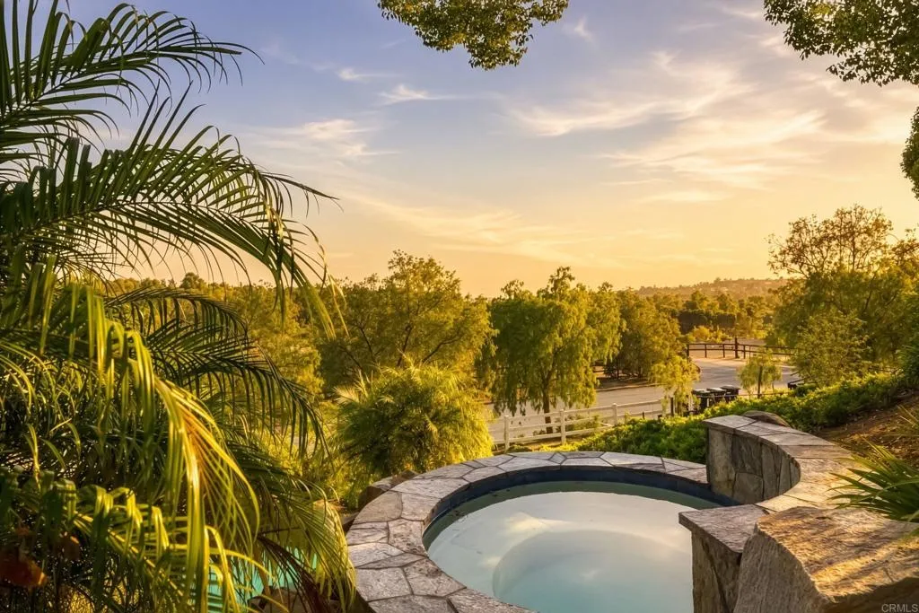 https://cdn.realtyfeed.com/cdn/127/306775455/2e71da5c81debe2869d696cacf587f2b.webp